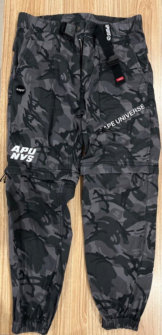 AAPE UNIVERSE BLACK CAMOU Convertible (Category: Joggers) located in Quezon City. Submitted by shemps (Listing ID 1345807719, Image 2). Description: AAPE UNIVERSE BLACK CAMOU Detachable/Convertible Pants *** Small on Tag Color and Condition Rate: 9.8/10 *** Please see detailed pictures .