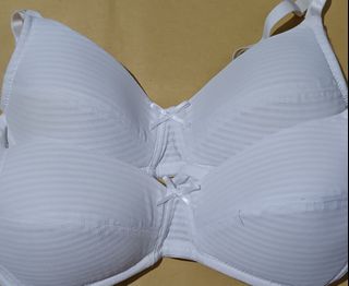 (Category: ) located in . Submitted by declutzliz (Listing ID 1345743105, Image 1). Description: .