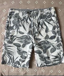 (Category: ) located in . Submitted by jingyar (Listing ID 1345725759, Image 1). Description: .