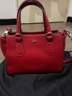 (Category: ) located in . Submitted by preloved.qau (Listing ID 1345802776, Image 1). Description: .