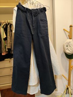 (Category: ) located in . Submitted by reddish_preloved (Listing ID 1345877325, Image 1). Description: .