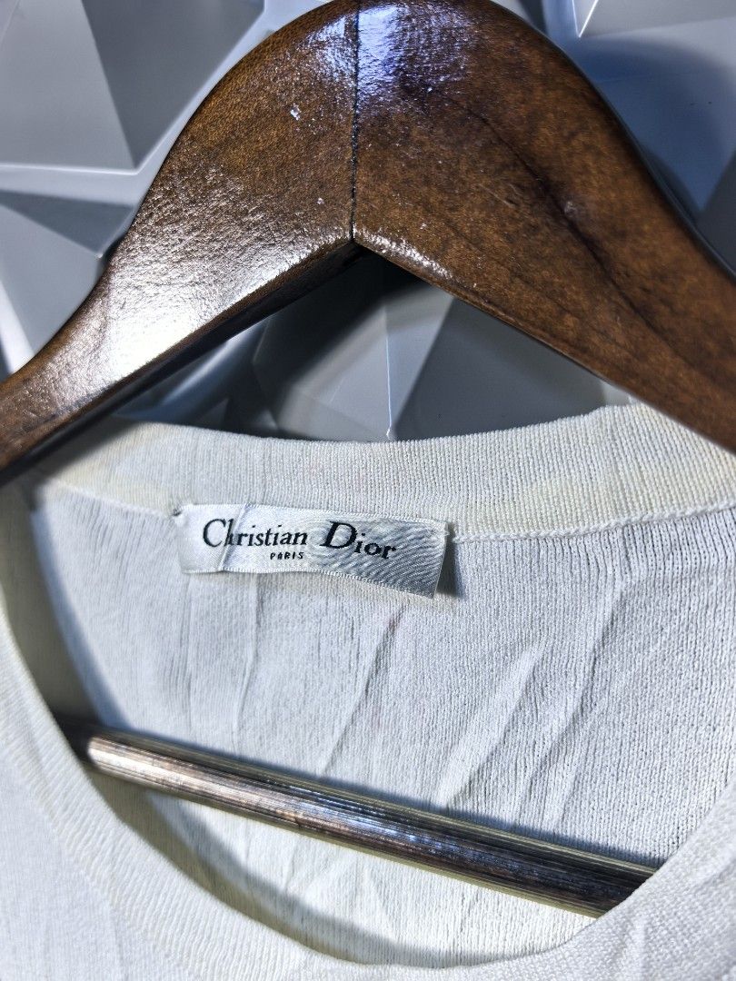 Christian dior nitted dress (Category: Luxury Apparel) located in Baguio. Submitted by ashzachary (Listing ID 1345883144, Image 3). Description: Christian dior nitted dress Condition :Excellent condition Color rate 10/10 Size : Medium Inches:W17 t0 18/L41 No issues Super ganda sa personal Pm. More details Good quality Plsss 📌No Bogus 📌No return MOP What you see is what you get PALAWAN, CEBUNA GCASH AND BDO Reminder😊 We're selling thrifted clot