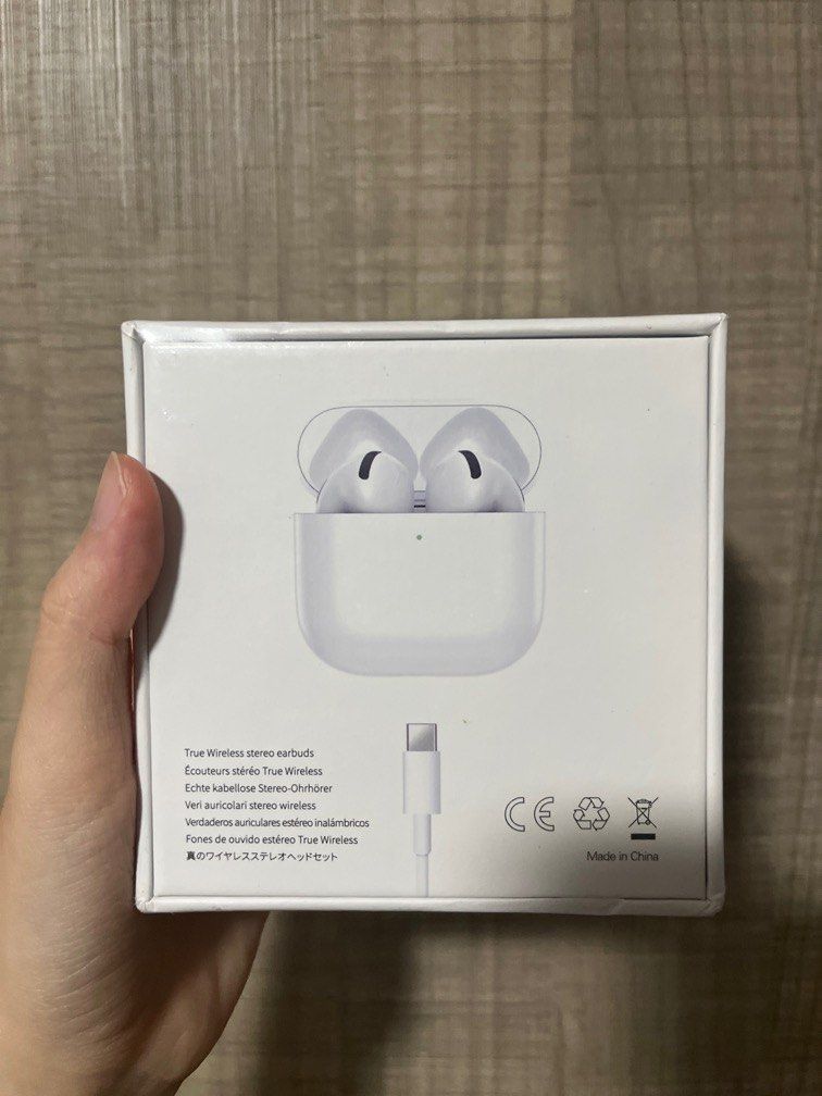 Earbuds65561378626435111