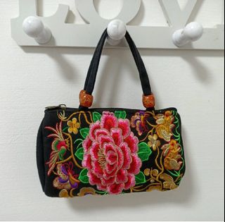 (Category: ) located in . Submitted by thriftrack (Listing ID 1345851280, Image 1). Description: .