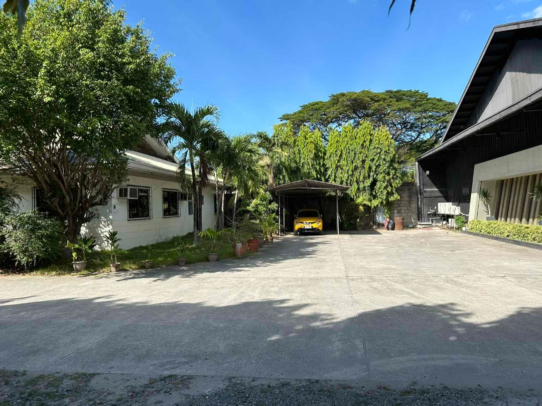 (Category: ) located in . Submitted by luxerealtyph (Listing ID 1327064477, Image 1). Description: .