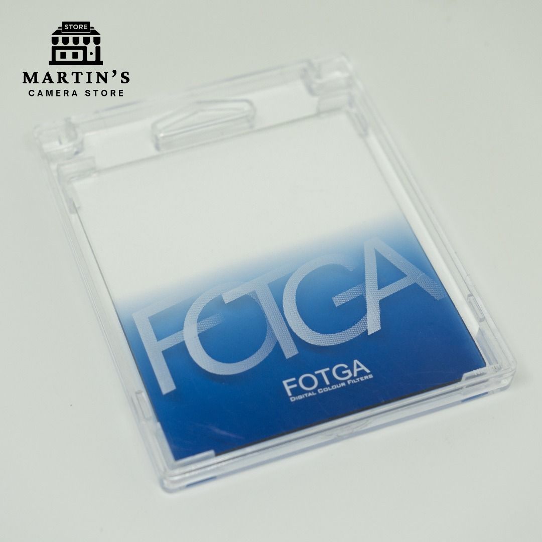 FOTGA Square Blue Graduated Filter (4"x4" 4" 100mm) (Category: Camera Bags & Carriers) located in Manila. Submitted by martins.superstore (Listing ID 1345792985, Image 1). Description: Suitable with Cokin P systems Size: 82.5mm x 98.75mm.