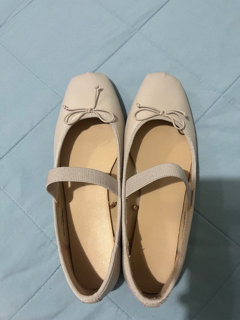 GU Cream Natural Ballet Flats XL, Women's Fashion, Footwear, Flats — free download