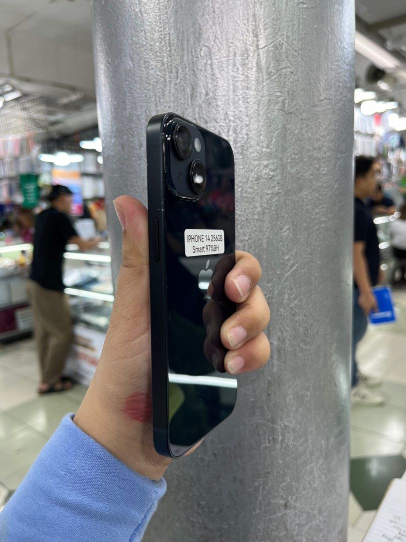 Iphone 14 256gb 97% Batt Smartlocked (Category: iPhone 14 Series) located in San Juan City. Submitted by javedsgadgetshop (Listing ID 1345741378, Image 3). Description: INSTALLMENT OPTIONS : SPAY LATER / GGIVES / CREDIT CARD & BILLEASE! WE BUY AND SELL SO PWEDE MAGBINTA OR SWAP ! Quick Specs : Iphone 14 •256gb •NTC Variant •97% batt health •Smartlocked •95% Smoothness •No hidden issue | No Repaired •100% Authentic | Not Refurbished •w/ OEM Charge