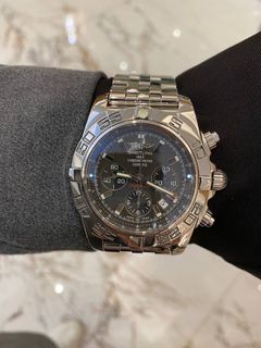 (Category: ) located in . Submitted by redrabbitluxury_singpore (Listing ID 1345755535, Image 1). Description: .