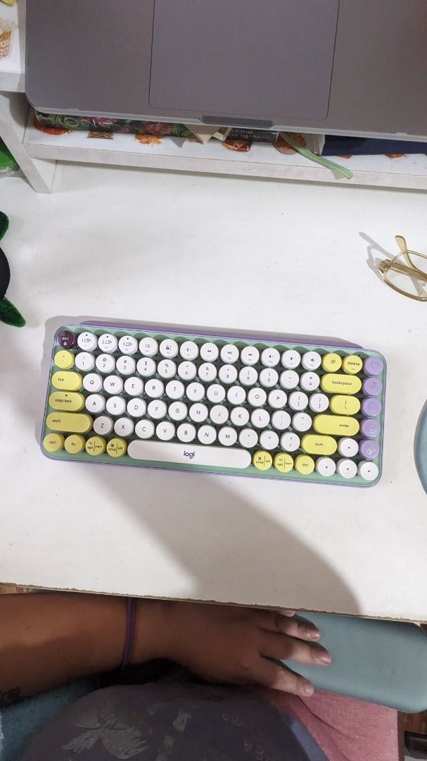 Logitech POP Keys Mechanical Keyboard (Category: Computer Keyboard) located in Quezon City. Submitted by scentedplastic (Listing ID 1345801647, Image 1). Description: Used Logitech POP Keys (Daydream color) Product details here: https://www.logitech.com/en-us/products/keyboards/pop-keys-wireless-mechanical.920-010708.html Complete with box, replacement emoji keys, bluetooth connector. Bought for P6,000 last 2022! RFS: Ayoko na ng mechanical keybo