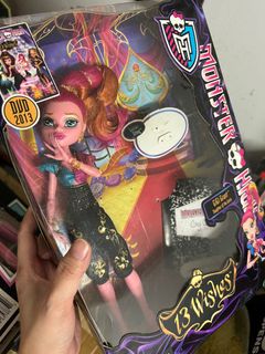 (Category: ) located in . Submitted by hayna.collection (Listing ID 1345777515, Image 1). Description: .
