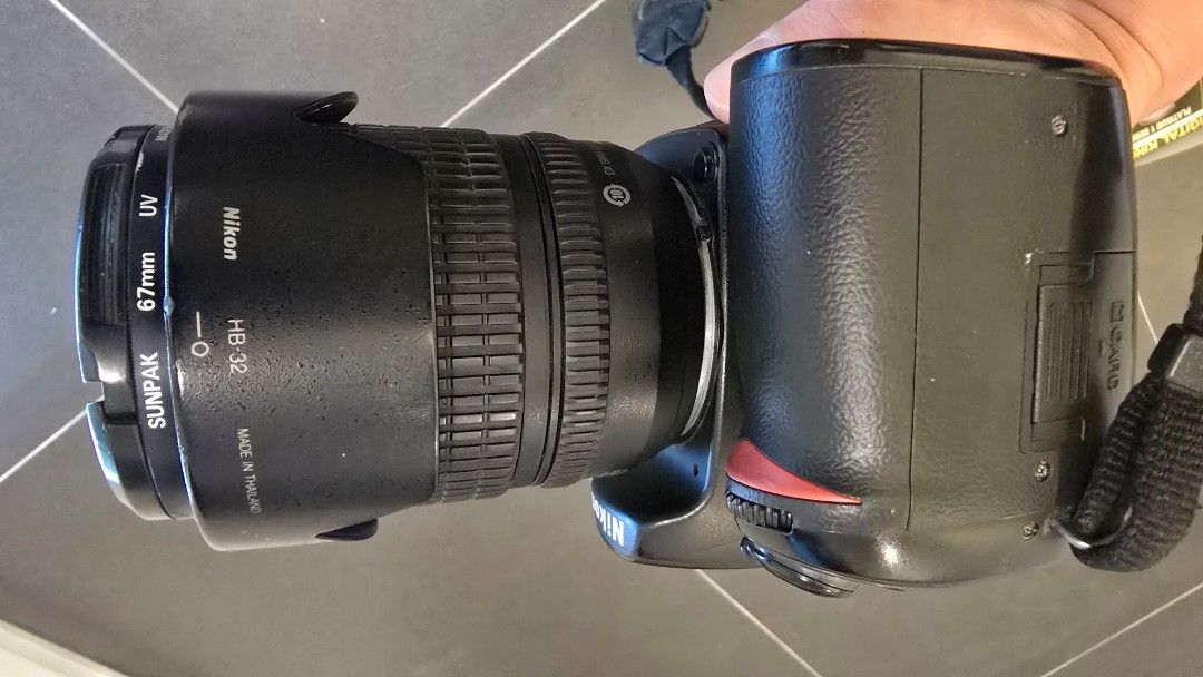 Nikon D80 DSLR with 2 lenses (Category: Cameras) located in Paranaque City. Submitted by olxph_23709942 (Listing ID 1345780195, Image 3). Description: d80 kit with Nikkor 18-135mm f3.5-5.6 Nikkor 50mm f1.8 and everything in the photo sold as set take note that shutter needs cleaning and fixing and battery is bloated.