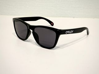 (Category: ) located in . Submitted by mrfrogskins (Listing ID 1311022163, Image 1). Description: .