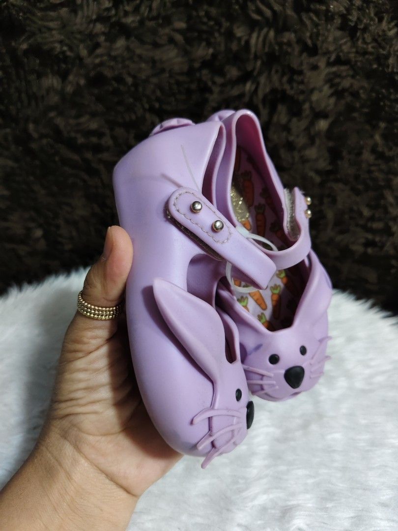 Original mini melissa Usa 7 @ 13 cm (Category: Babies & Kids Fashion) located in Quezon City. Submitted by kimlynandaya (Listing ID 1345865961, Image 3). Description: .