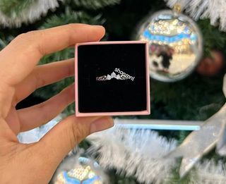 🎀Pandora princess tiara swirl wishbone ring