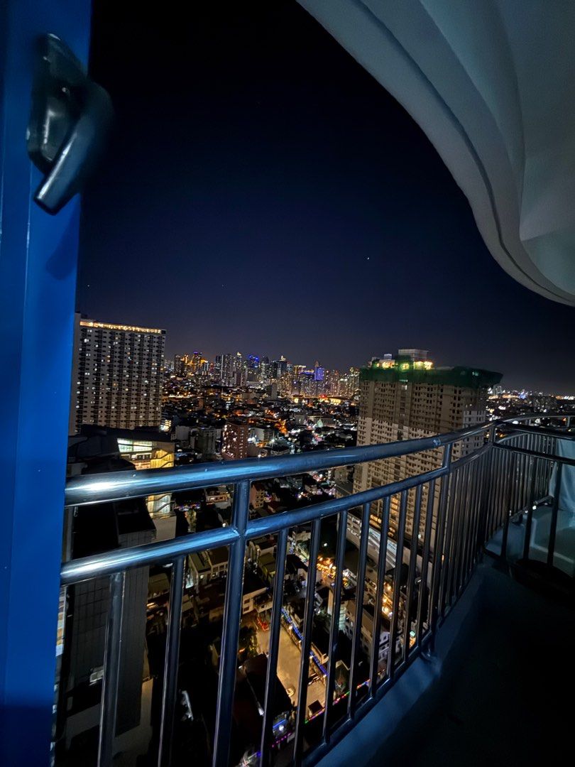 R Square Residences for Rent (Category: Apartments & Condos) located in Quezon City. Submitted by automax1120 (Listing ID 1345856023, Image 3). Description: For RENT 🔶 R Square Residences 🔶 Along Taft, Vito Cruz Malate, Manila near DLSU 🔸 BRAND NEW 1 Br provision unit - 34sqm Good for 2-4 persons - [x] Facing makati skyline/ sunrise - [x] Long term rental (1 year minimum) - [x] 1 bunk bed /can still put another one if ever - [x] 1 refrigerator