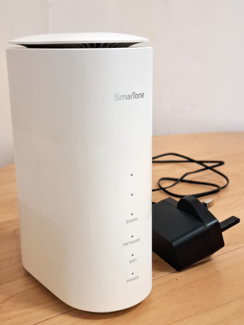 Smartone 5G router - ZTE MC801A 5G 室內 路由器 - 新淨連火牛,插咭即用, 電腦＆科技, 電腦周邊及配件 ...