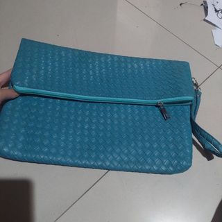 (Kategori: ) berada di . Dikirim oleh hepi.helo (ID iklan 1345913159, Gambar 1). Deskripsi: .