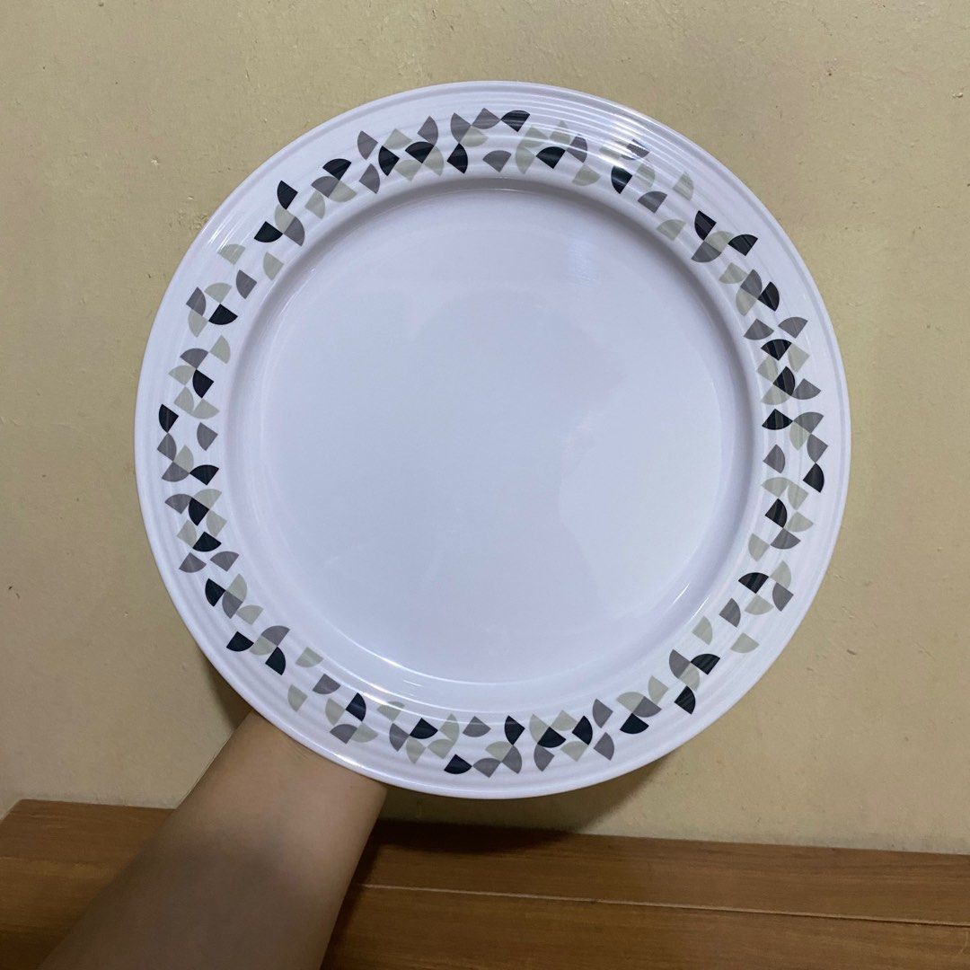TUPPERWARE MELAMINE BIG PLATE (Category: Dinnerware & Cutlery) located in Quezon City. Submitted by xtian.store (Listing ID 1345885786, Image 3). Description: TUPPERWARE MELAMINE BIG PLATE ‼️SUPER SALE ‼️ BRAND NEW & AUTHENTIC • Price: PHP399 EACH (Available quantity: 2 pcs) • Dimension: 26 cm D each • Elegant big plate • Shock-proof, thus, it does not easily crack. • Scratch-resistant • Actual photos are posted • Feel free to message us.