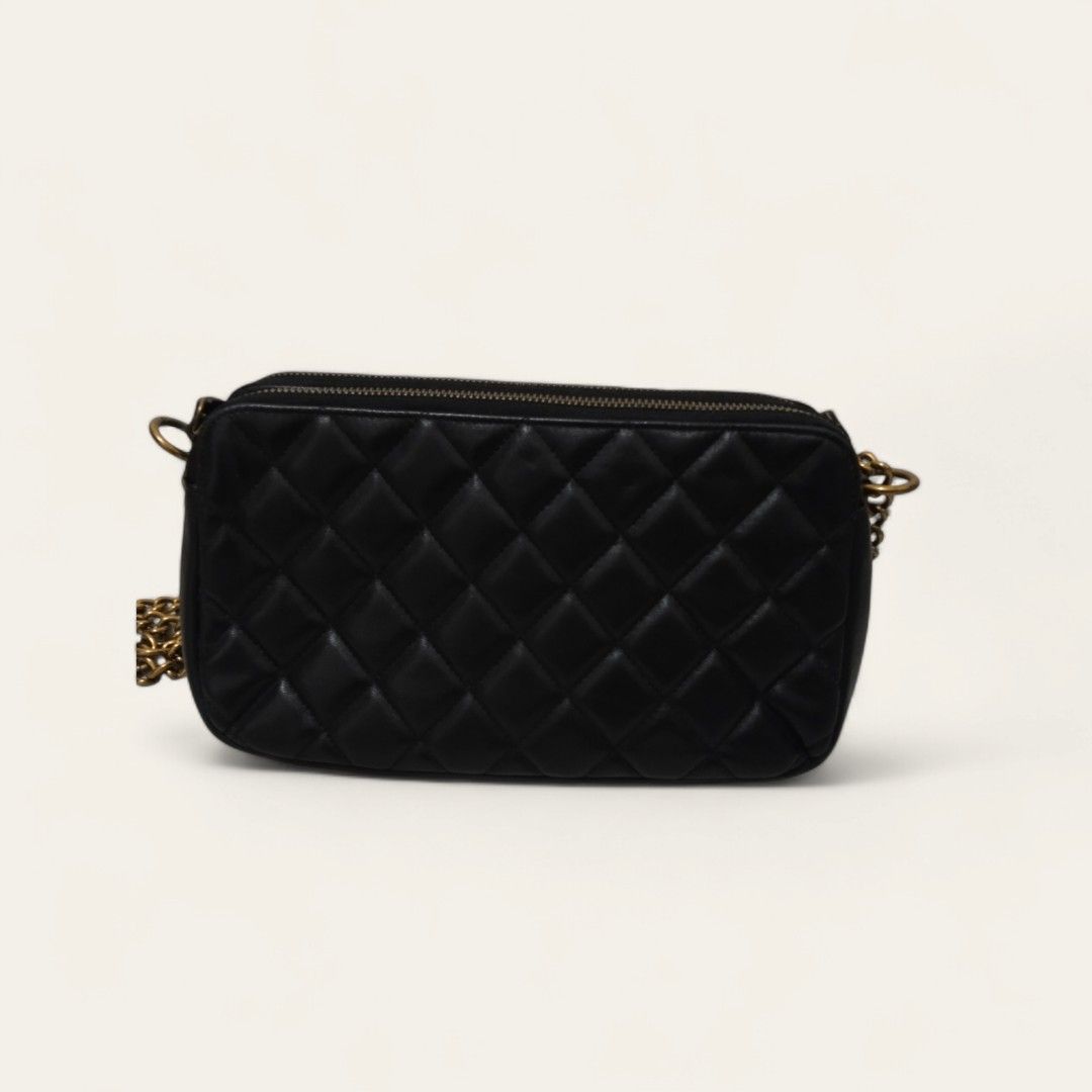 Vintage chanel sling bag (Category: Cross-body Bags) located in Manila. Submitted by rnstrifty (Listing ID 1345820279, Image 2). Description: .