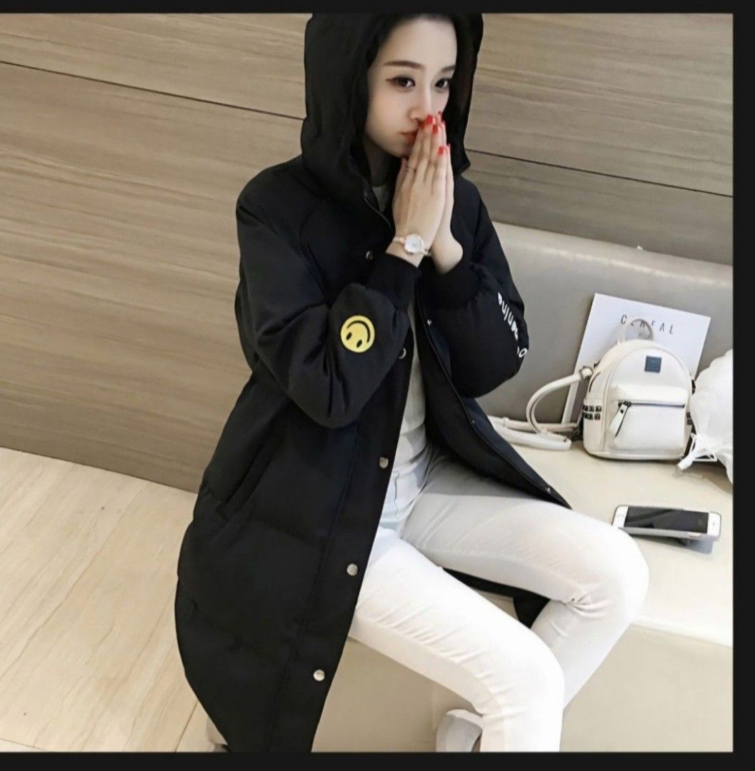 Winter Jacket (Category: Coats, Jackets and Outerwear) located in Singapore. Submitted by jojonyp (Listing ID 1345816586, Image 4). Description: I brought this for my recent winter trip, but the size was a bit too big for me. Shoulder 52cm Length 84cm Width 60cm Sleeves 58cm.
