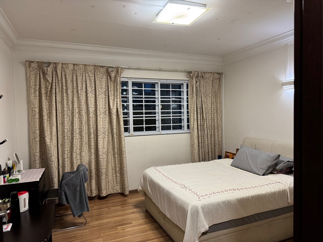 (Category: ) located in . Submitted by varadhur_86 (Listing ID 1345983734, Image 1). Description: .