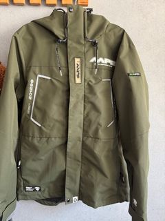 （分類：）位於 。 由 classmonitor 提交（商品編號 1345935894，圖片 1）。簡介： 。