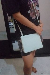 (Kategori: ) berada di . Dikirim oleh brigitheola (ID iklan 1345969505, Gambar 1). Deskripsi: .