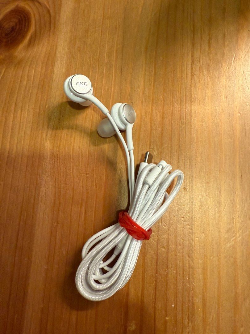 AKG earpiece type C