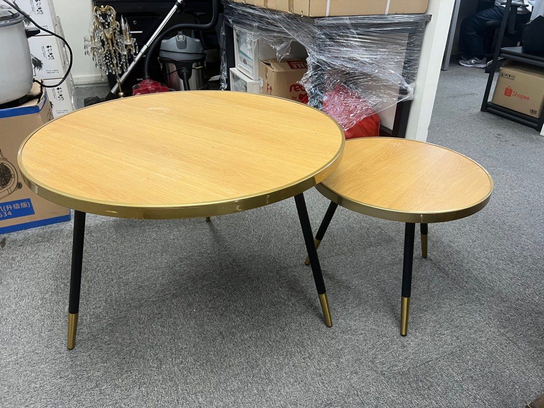 Coffee Table Sets (Category: Tables & Sets) located in Singapore. Submitted by shawnsc27 (Listing ID 1345947464, Image 2). Description: Coffee table sets Big one 800 mm diameter, 550 mm height Small one 500 mm diameter , 420 mm height $50 fast deal Self collection @ ubi .