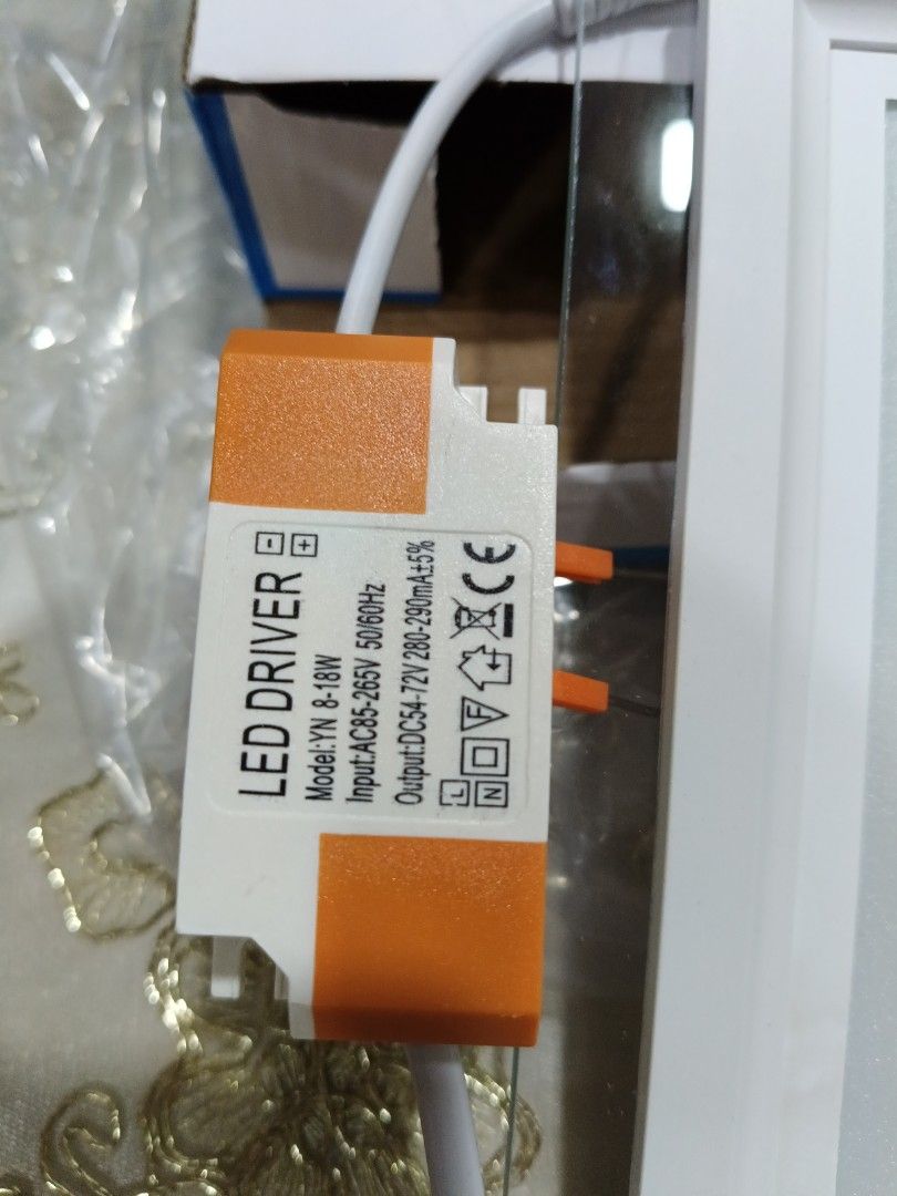 False ceiling down light (Category: Lighting) located in Singapore. Submitted by boooooooo (Listing ID 1346082292, Image 2). Description: buy wrong size.square 19.8x19.8.power 18watts,frequency 50/60,color temp 6500k.i have 4 pcs.