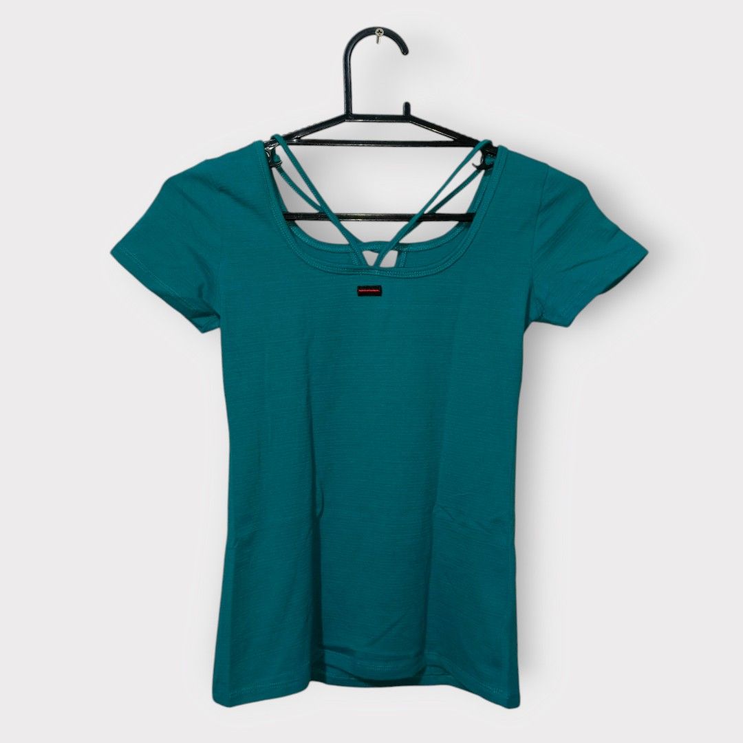 FUBU Green Blouse Top (Category: Blouses) located in Caloocan City. Submitted by meowdeclutter (Listing ID 1346099474, Image 2). Description: Used once. Size: Small Length: 22.5 in Width: 13.25 in Stretchable. Note: I don't know kung ganyan talaga style niyan or talagang natatanggal na yung silver as you can see in the 3rd pic. 💛❤️💜 • No meetups • No reservation • Not open for swapping • No return, no exchange policy • First to pay policy • Shi
