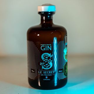（分類：）位於 。 由 charl22 提交（商品編號 1346087795，圖片 1）。簡介： 。