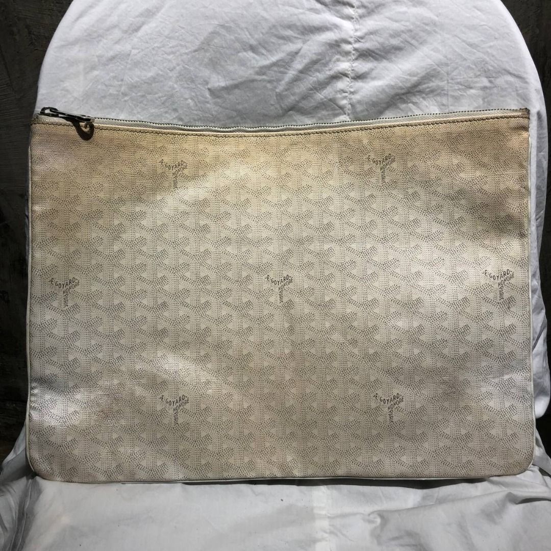 Goyard Senat Pouch (Category: Luxury Bags & Wallets) located in Quezon City. Submitted by johnpaulperezzz (Listing ID 1346010544, Image 1). Description: NAME: Goyard Senat Pouch COLOR: White SIZE: GM FIT: Large Dimension: Width: 15 Length: 11 CONDITION: 8/10 ISSUE: -discoloration needs repaint PRICE: 35k .