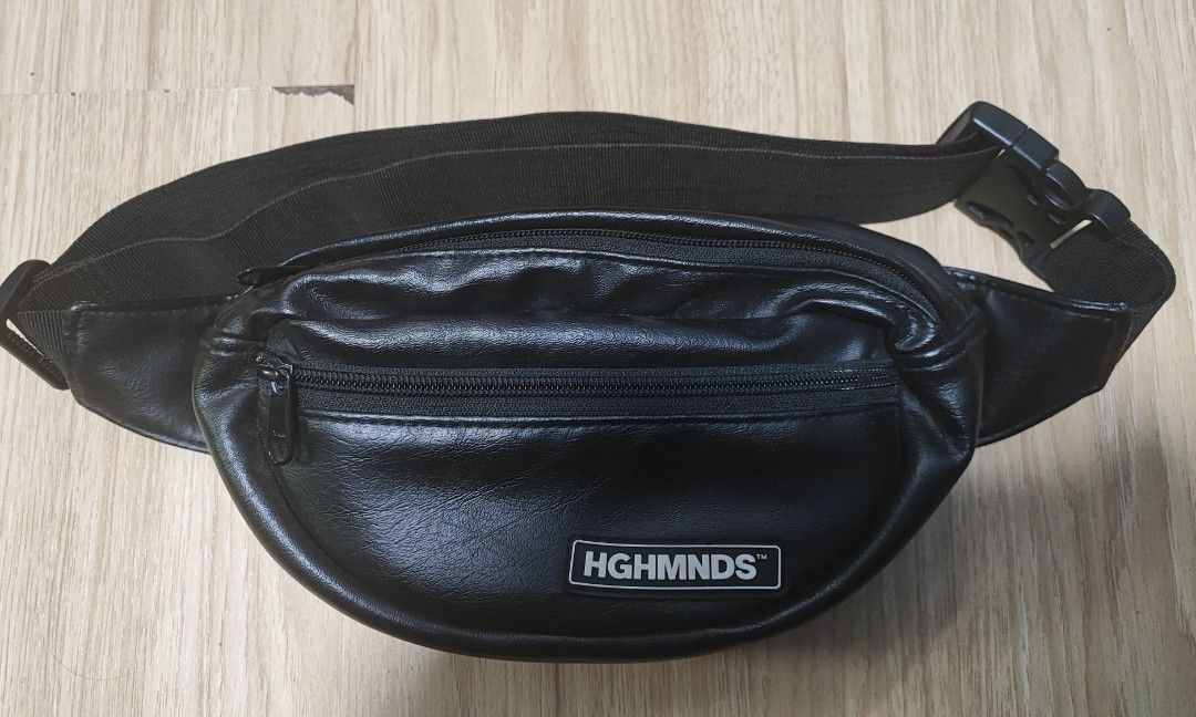 Highminds Leather Beltbag (Category: Belt bags, Clutches and Pouches) located in Caloocan City. Submitted by jormoe (Listing ID 1345960103, Image 1). Description: Rarely Used Highminds Leather belt bag.