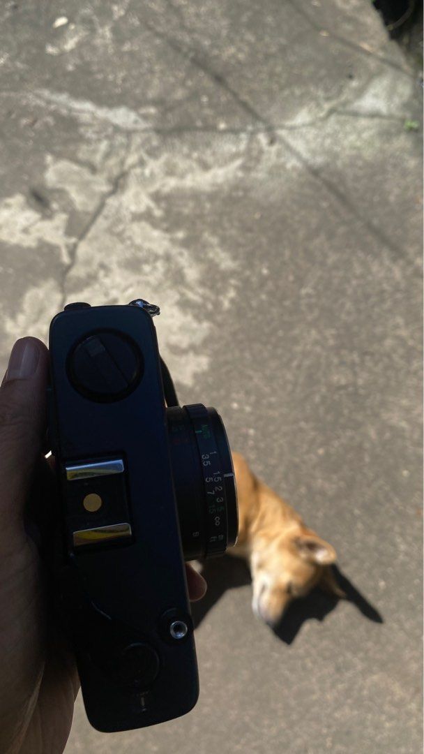 Konica C35 Flashmatic Black (Category: Cameras) located in Tabaco. Submitted by cinemahilig (Listing ID 1345968498, Image 2). Description: Film tested. Good working condition. Last price posted. Buyer shoulders shipping. Item location: Tabaco City, Albay. 09395763344.
