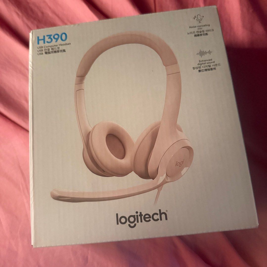 Logitech H390 noise cancelling headset (Category: Headphones & Headsets) located in Manila. Submitted by zapglnwn (Listing ID 1345922028, Image 1). Description: Used for 4 mos only. Thank you. Rfs: Upgraded headset.