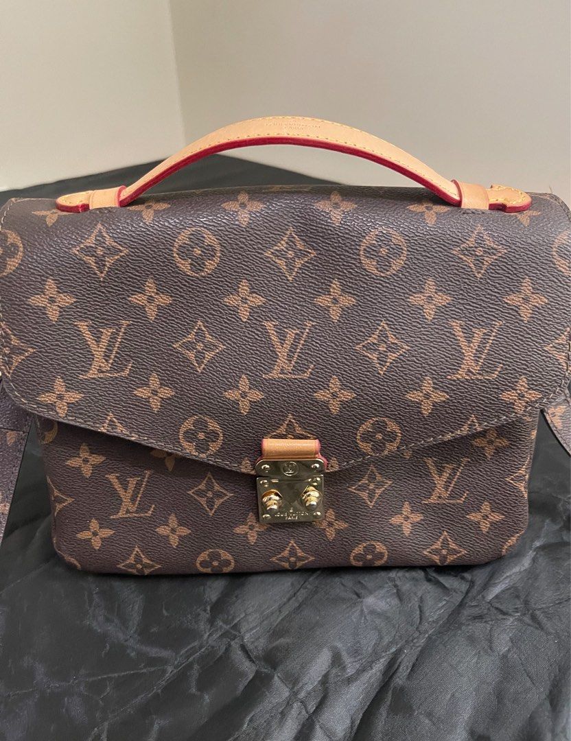 LV Pochette Metis Monogram (Category: Luxury Bags & Wallets) located in Manila. Submitted by aj3luv (Listing ID 1346019555, Image 1). Description: .