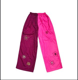 (Kategori: ) berada di . Dikirim oleh mrydeclutters (ID iklan 1346085144, Gambar 1). Deskripsi: .