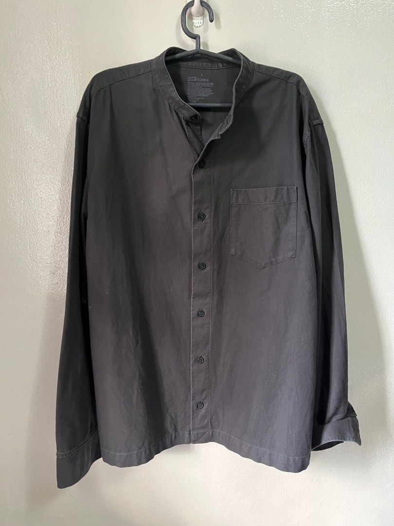 Muji Cotton Washed Buttondown (Category: Formal Shirts) located in Valenzuela. Submitted by cheerios09 (Listing ID 1345975834, Image 2). Description: Size l on tag Oxford Collar Bdo/gcash Shipping starts at 80 via ggx metro manila.