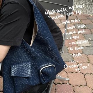 (Kategori: ) berada di . Dikirim oleh meilclutter (ID iklan 1346060479, Gambar 1). Deskripsi: .