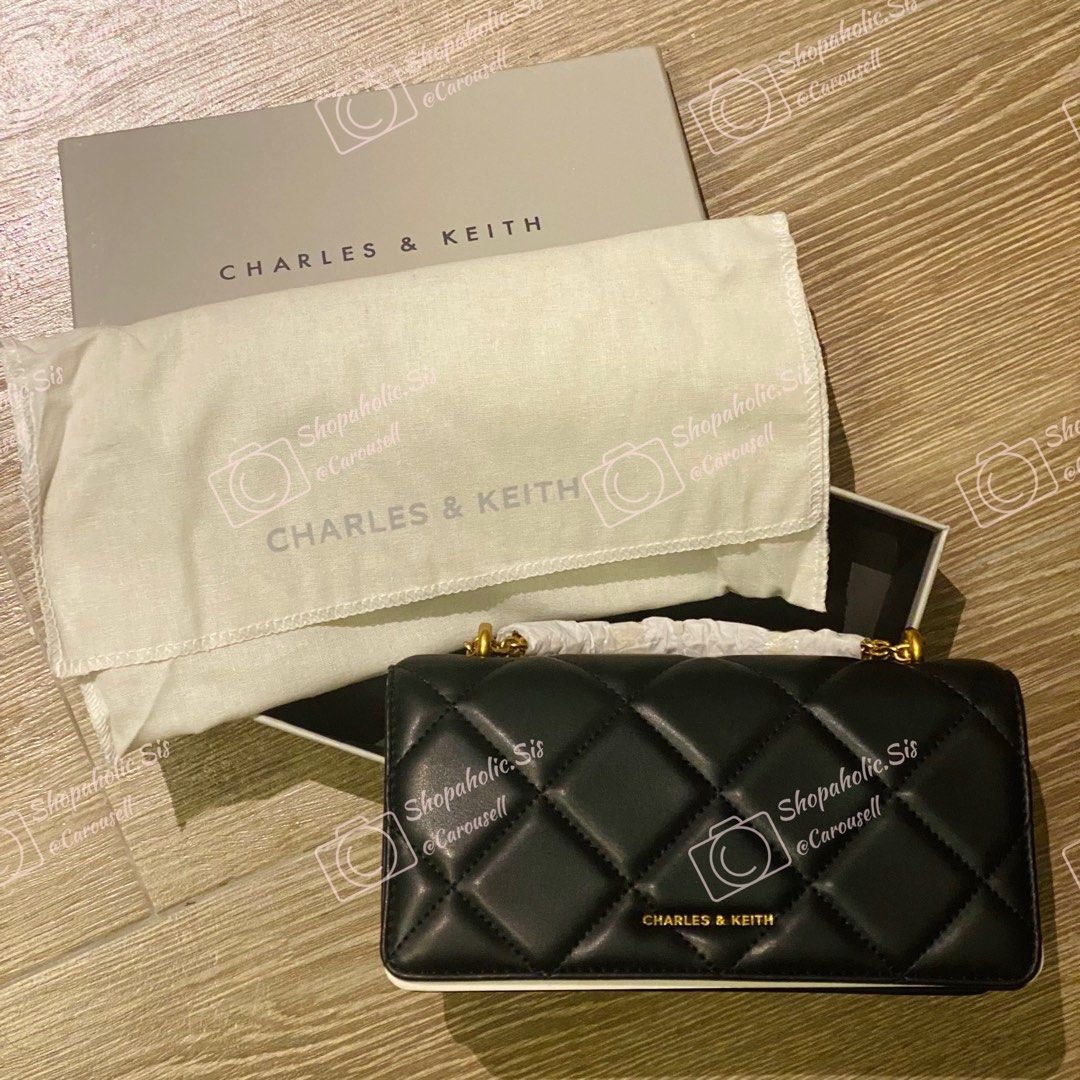 正貨保證👋New Charles&Keith Cross body clutch Long Wallet Chain Shoulder Crossbody Mini Bag Charles & Keith CK Handbag菱格油畫長夾單背斜側孭袋 鏈條單肩包 女裝手拎袋手拿長款銀包Purse Women’s 小ck #Salad Samantha Thavasa Aldo Guess （分類：多用途袋）位於 Hong Kong。 由 shopaholic.sis 提交（商品編號 1346086392，圖片 2）。簡介： 💯 100%正貨｜正品保證 💯 市面仿貨眾多，品質天差地別 只售正貨，堅持品質，懂貨、會看細節的朋友歡迎對比 不與仿品/低價貨比價，品質沒有可比性 誠心購買歡迎咨詢～ 💯Authentic New Brand New with Tag , box & dusty bag Size: 20*9*4cm 。