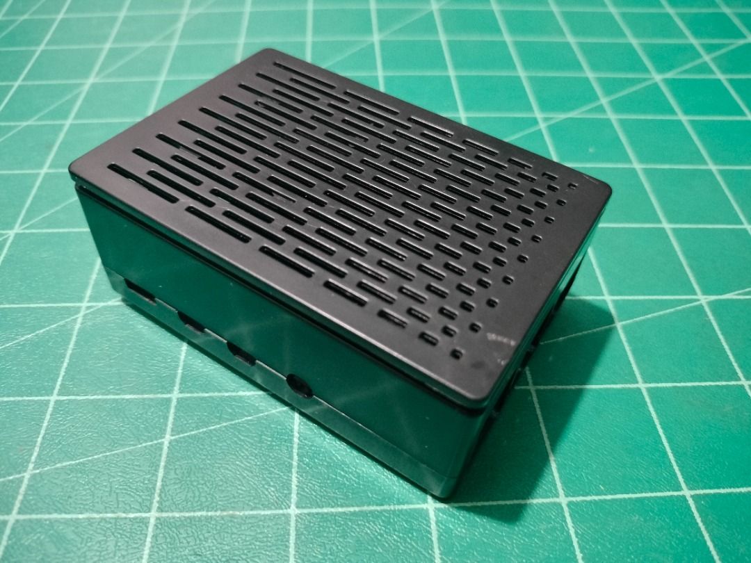 RPI Raspberry Pi 4 Case Casing with Fan (Category: Cables & Adaptors) located in Quezon City. Submitted by kyrex12 (Listing ID 1345956348, Image 1). Description: -with fan -accept for shipping via LALAMOVE COD(buyer's expense) -accept GCASH and MAYA payment -COMPATIBILITY IS BUYER'S RESPONSIBILITY .