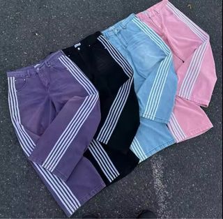 (Category: ) located in . Submitted by retrosell.shop (Listing ID 1345921313, Image 1). Description: .