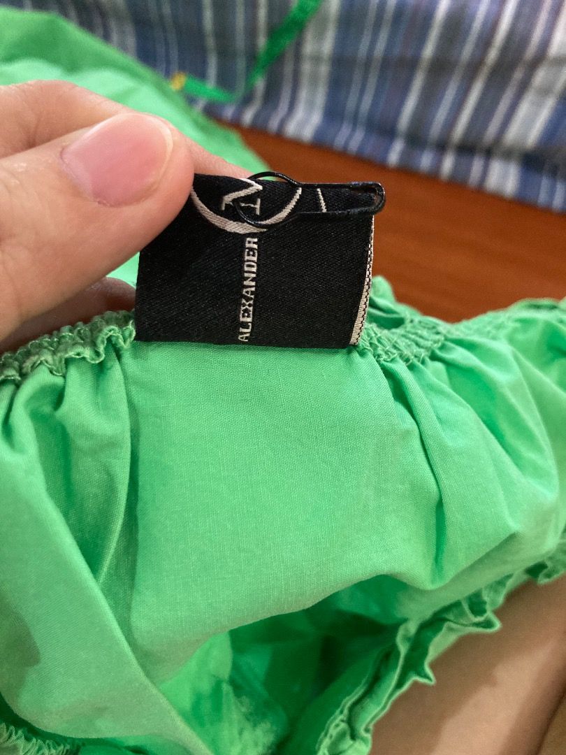 Alexander McQueen Green Dress (Category: Luxury Apparel) located in Bansalan. Submitted by nicethriftedthings (Listing ID 1346195503, Image 3). Description: In very good condition Color: Mint Green Fits S-M .