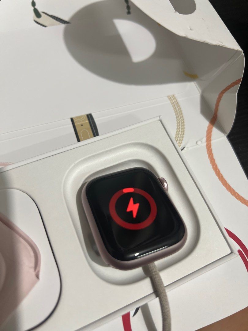 Apple watch Series 9, 41mm GPS (Category: Wearables & Smart Watches) located in Imus. Submitted by chierit (Listing ID 1346269062, Image 3). Description: All working no issues. Mint condition seldom used. Original charger with box. Extra - original starlight sportband worth 2.8k. Rfs - upgrade.