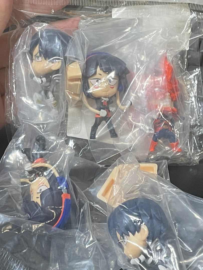 Bandai Namco FiguTTO My Hero Academia/Boku no Hero Academia/MHA/BNHA - Vol. 2, Endeavor, Hawks, Iida, Jiro (Category: Designer & Blind Box Toys) located in Singapore. Submitted by kasagi.k (Listing ID 1346202103, Image 3). Description: Selling my extras $5 each -jiro x 2 (1 SOLD) -Iida x2 -endeavor x 1 If take all, $20 Meet ups and Mailing options avail Thank u! .