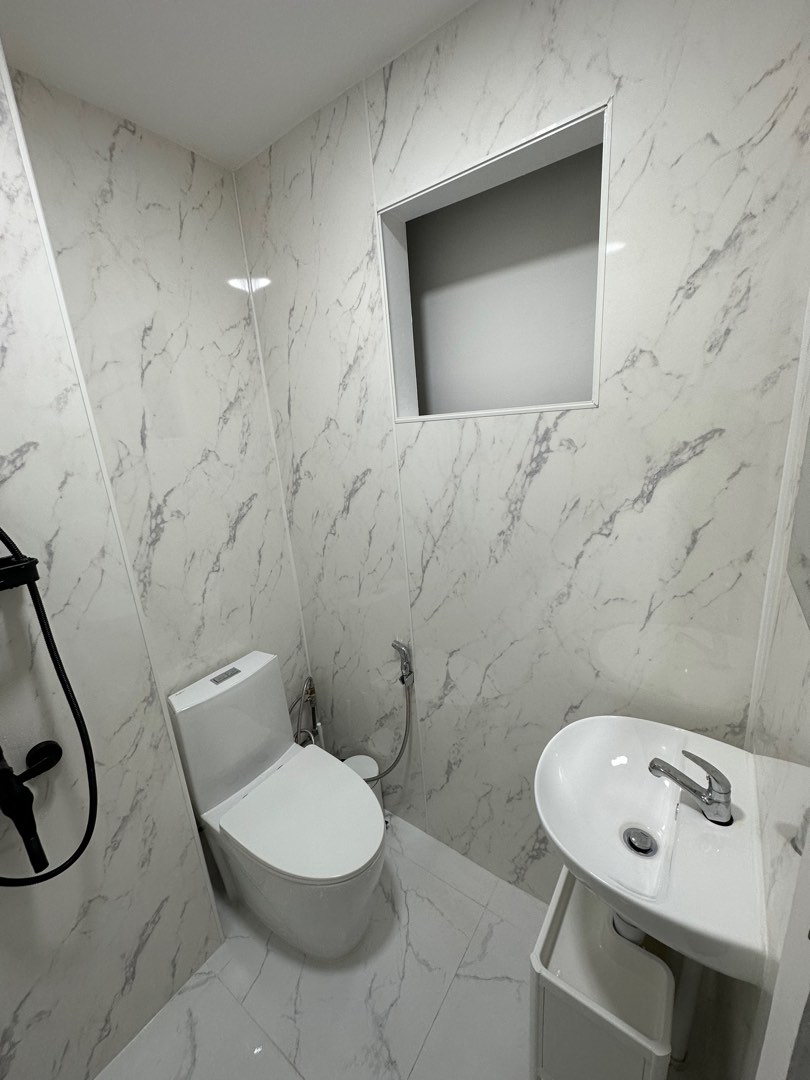 (Category: ) located in . Submitted by handyrenovator (Listing ID 1310978098, Image 1). Description: .