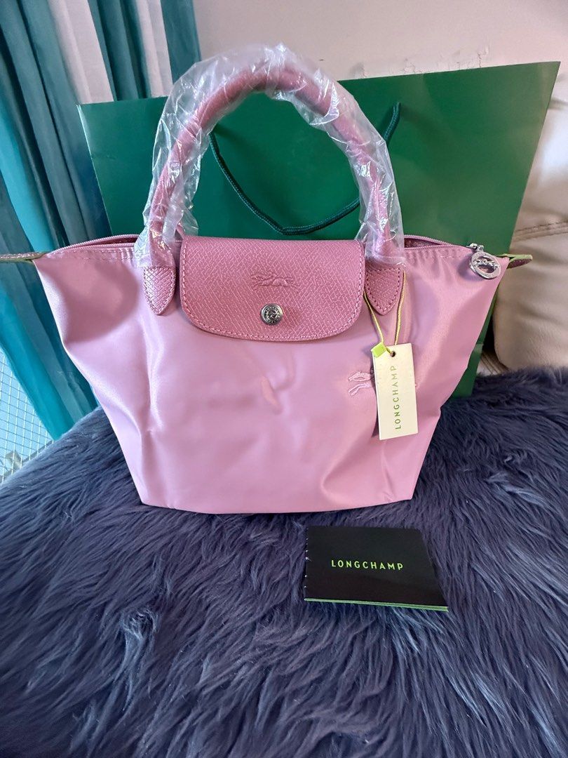 Brandnew Long Champ Tote Bag Medium Size (Category: Tote Bags) located in Cavite. Submitted by nigella02 (Listing ID 1346160957, Image 3). Description: Brandnew Original Longchamp Hand Tote Bag Guaranteed original from USA. Color Petal Pink Size: Medium Comes with paperbag and booklet. Payment mode are Gcash/Maya/BPI or local remittances .