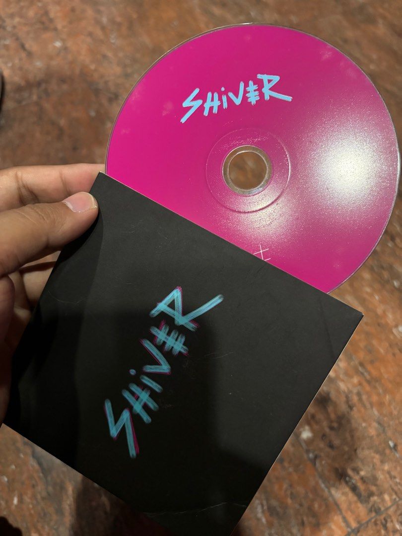CD BUNKFACE (Category: CDs & DVDs) located in Johor Bahru. Submitted by sohhostuff (Listing ID 1346233740, Image 3). Description: CD BUNKFACE SINGLE SHIVER BUNKFACE PRODUCTION 2018 Rare collectible item.